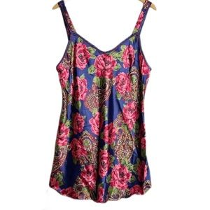 Vintage 80s-90s Rose Floral Print Chemise Nightgown
